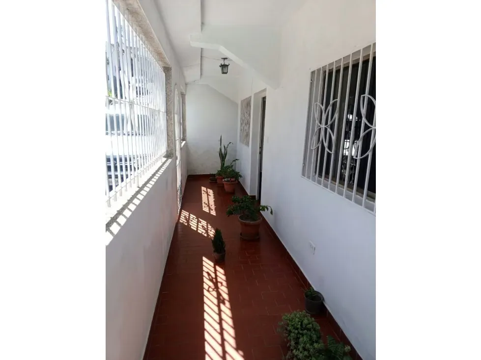 VENTA DE CASA EN EL JUNQUITO KM 12, LIBERTADOR. - 3
