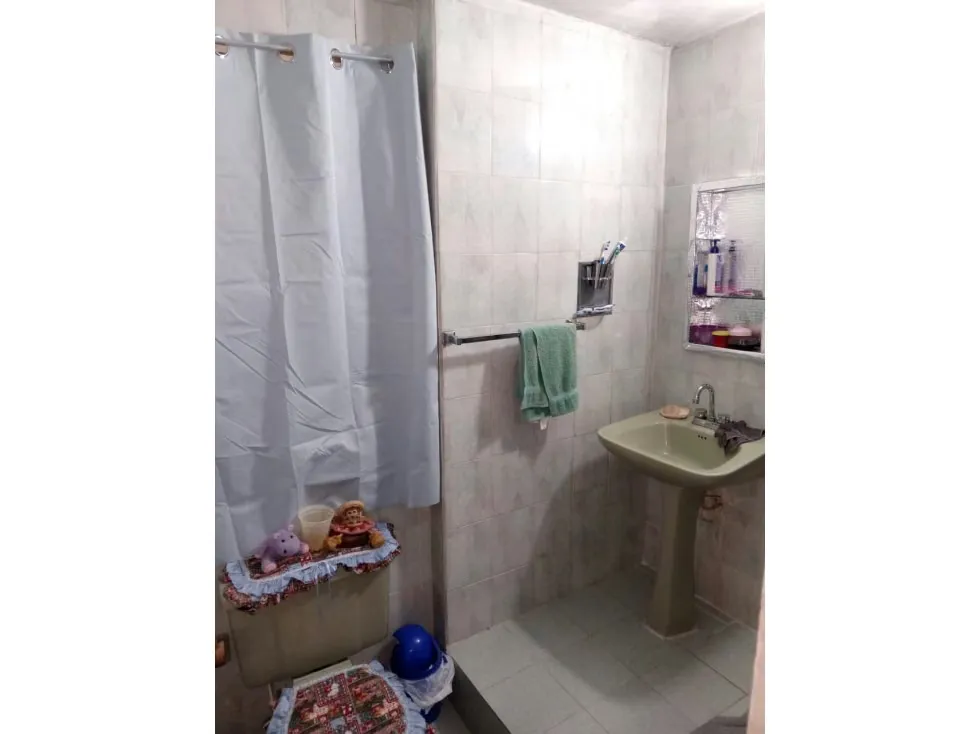 VENTA DE CASA EN EL JUNQUITO KM 12, LIBERTADOR. - 9