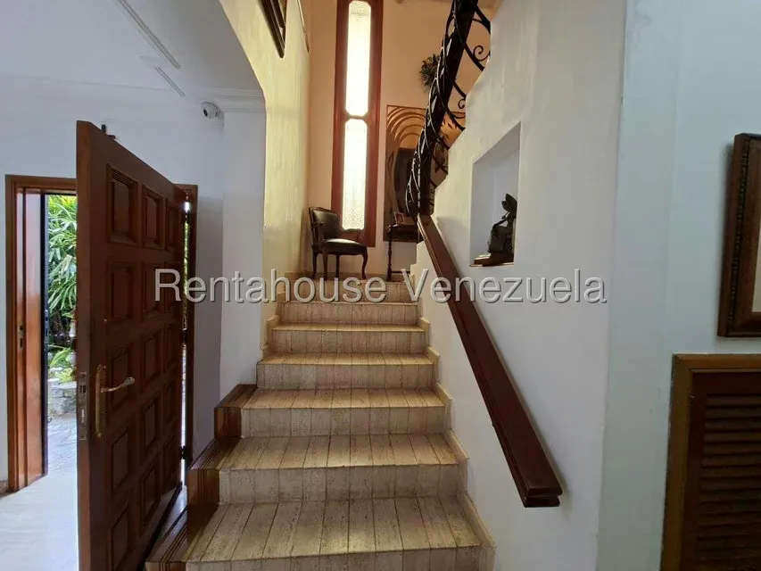 Casa (Duplex) en Venta en Lomas de Prados del Este, Distrito Metropolitano - 28