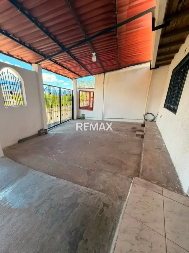 Hermosa Casa a la Venta - 7