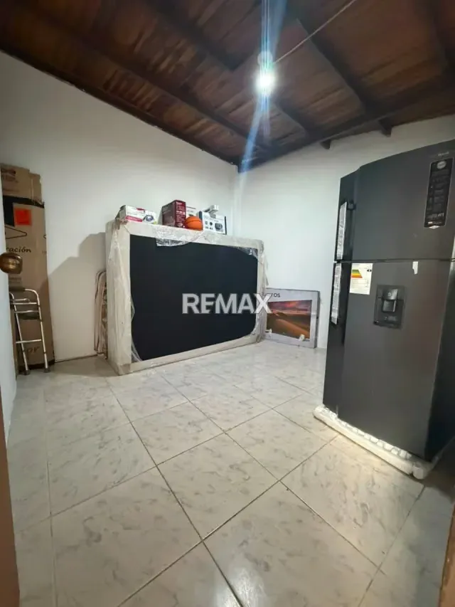 Hermosa Casa a la Venta - 9
