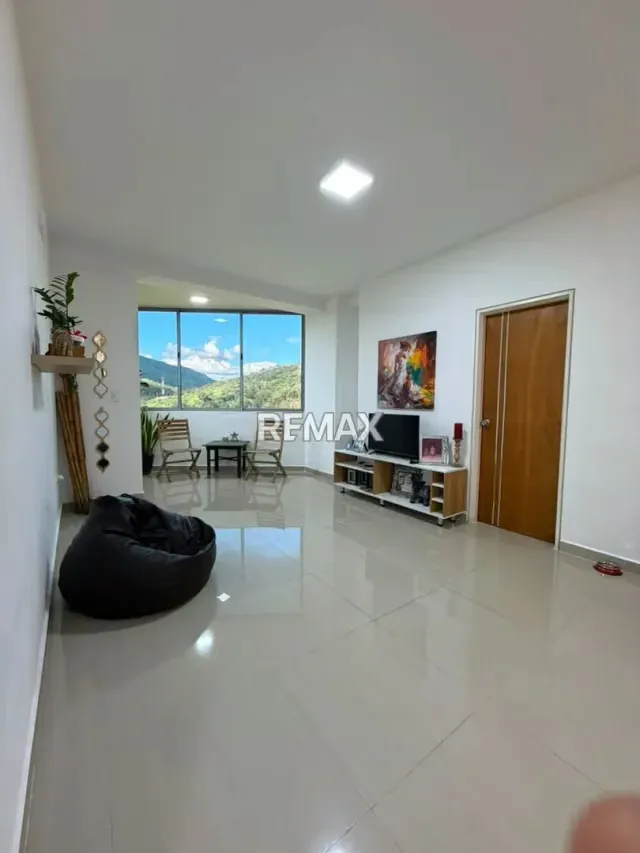 Apartamento en Venta Res. Lemans Suites - 4