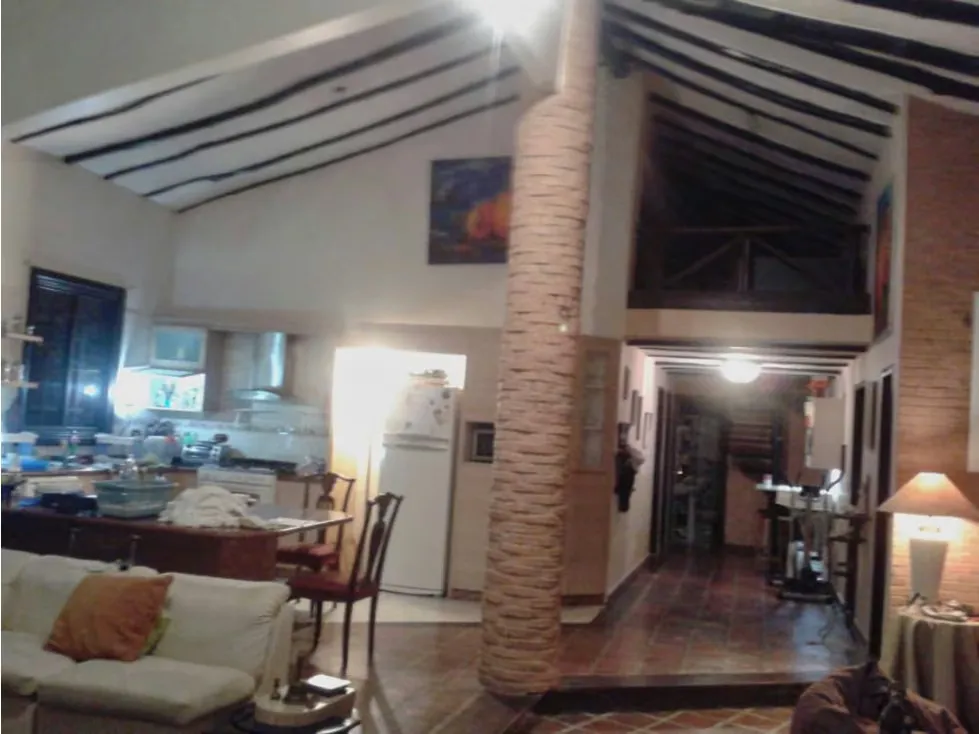 Vendo casa 700m2 6h/6b/3p Baruta 0346 - 12