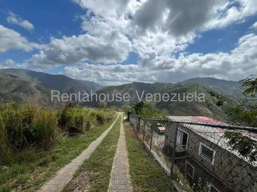 Terreno (Comercial) en Venta en El Hatillo, Distrito Metropolitano - 5