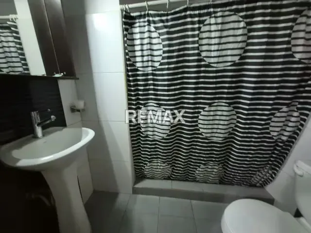 CASA EN VENTA URB. LAS LOMAS - 8