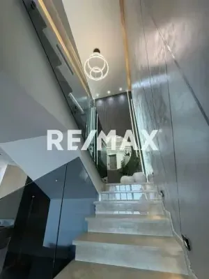 Penthouse a estrenar en Alquiler Edif. Véneto Av. El Milagro - 11
