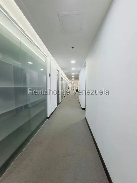 Oficina en Alquiler en Macaracuay, Distrito Metropolitano - 26
