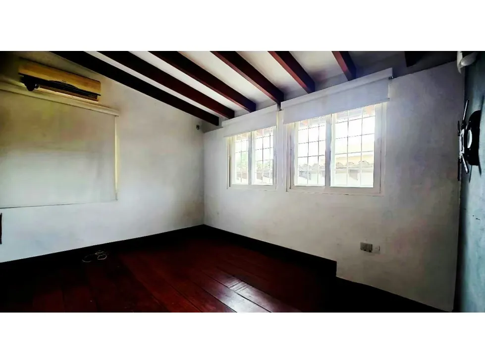 Se vende casa 450m2 Caurimare 7016 - 6