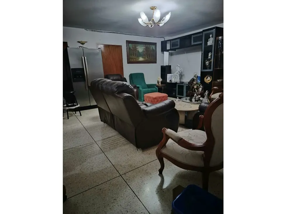 Vendo apartamento 173m2 El Paraíso 0894 - 2