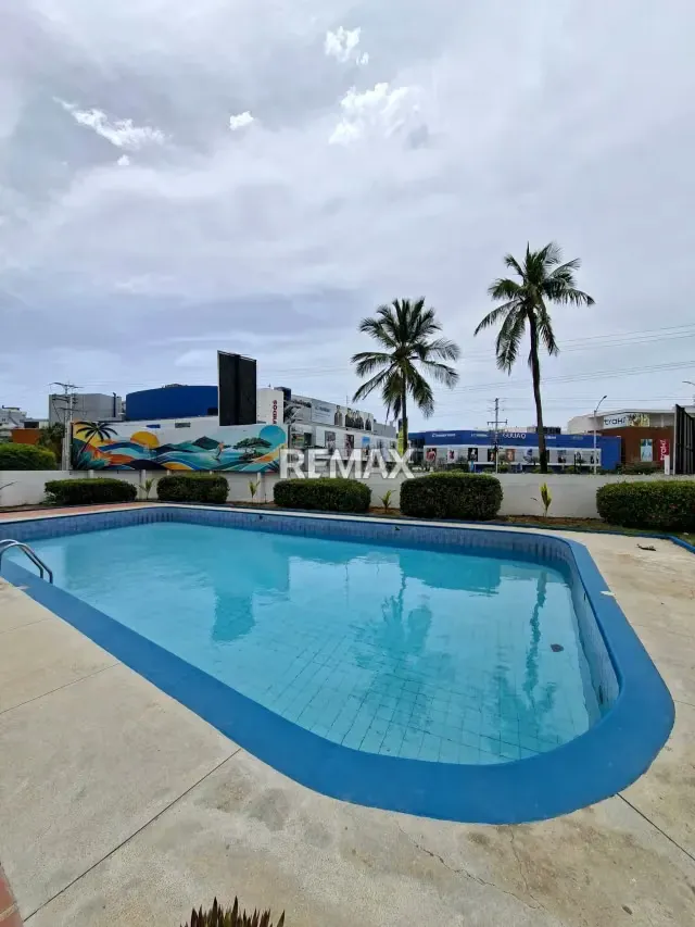 EN VENTA APARTAMENTO EN COSTA AZUL PLAZA - 13