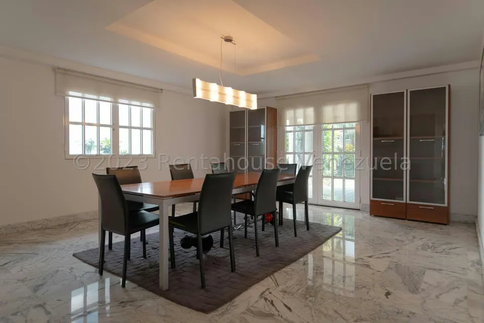 Casa (Multipes Niveles) en Venta en Prados del Este, Distrito Metropolitano - 21