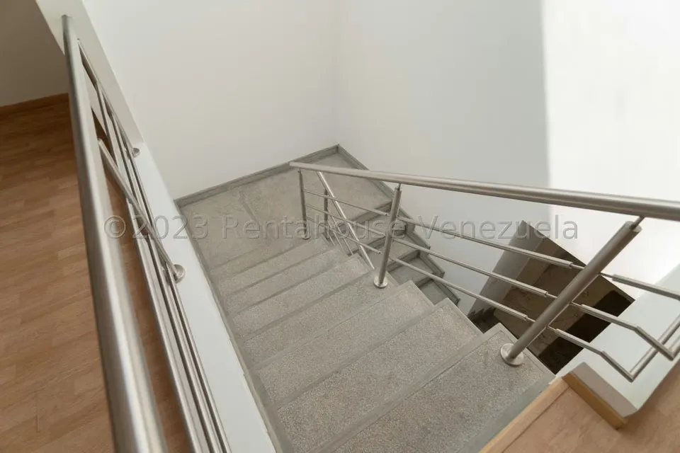 Casa (Multipes Niveles) en Venta en Prados del Este, Distrito Metropolitano - 27