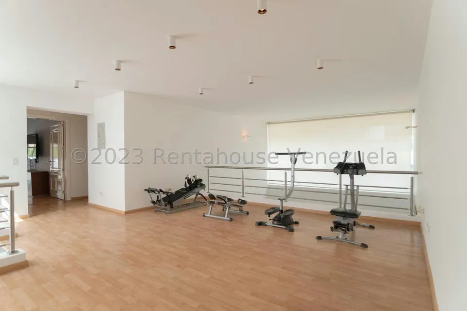 Casa (Multipes Niveles) en Venta en Prados del Este, Distrito Metropolitano - 29
