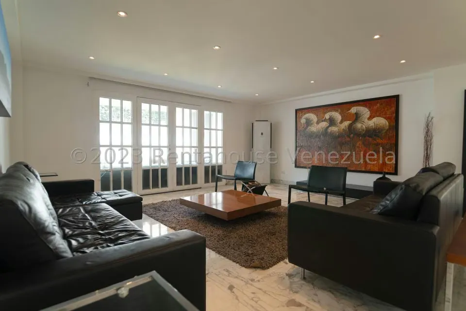 Casa (Multipes Niveles) en Venta en Prados del Este, Distrito Metropolitano - 7