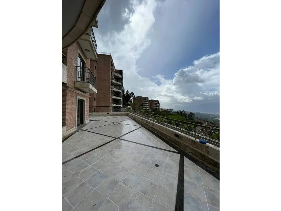 PLANTA BAJA EN VENTA 600 M2 - URB. NARANJOS DEL CAFETAL - 14