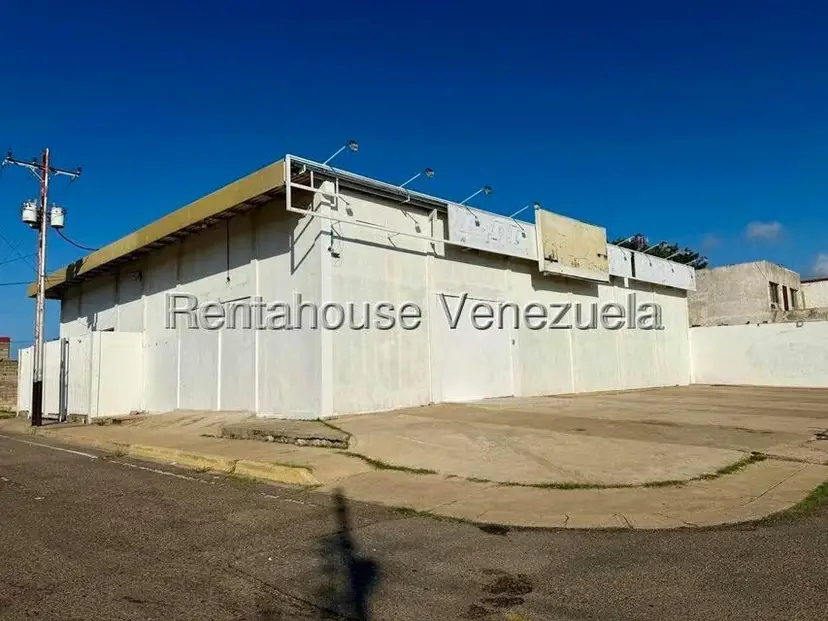 Local Comercial en Alquiler en Punto Fijo, Falcon