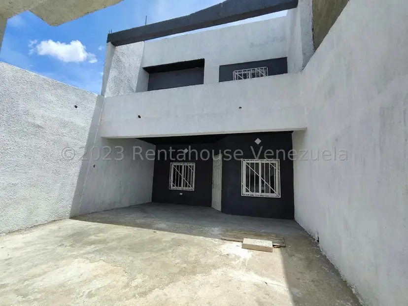 Casa (Multipes Niveles) en Venta en Bolivar, Aragua