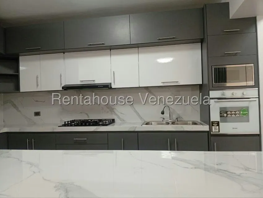 Apartamento (1 Nivel) en Alquiler en Avenida Vargas, Zulia - 4