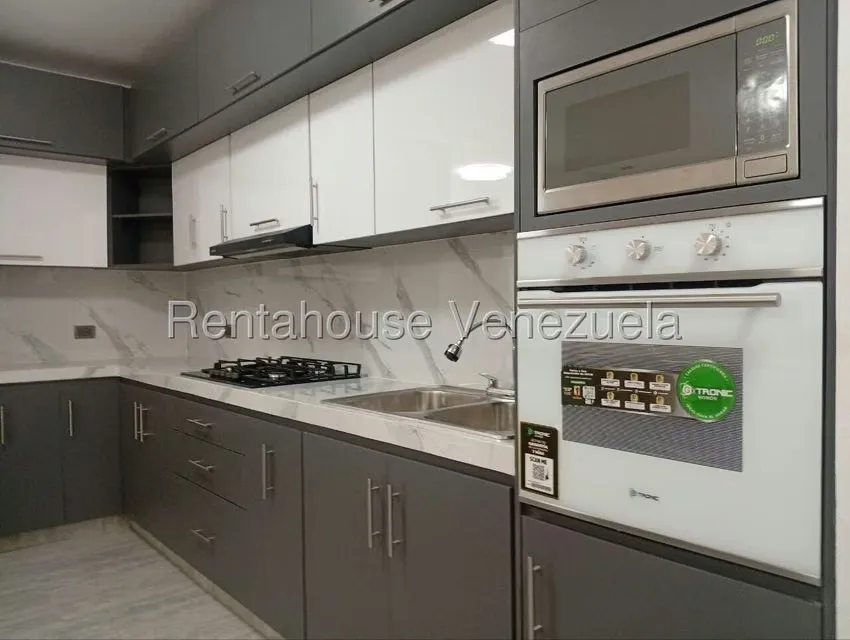 Apartamento (1 Nivel) en Alquiler en Avenida Vargas, Zulia - 5