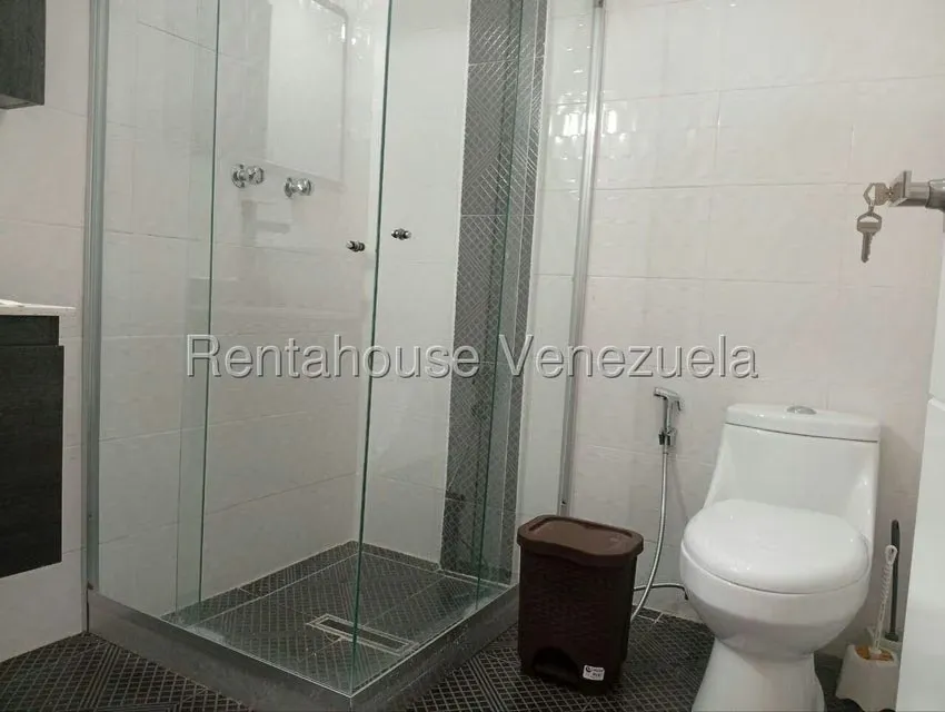 Apartamento (1 Nivel) en Alquiler en Avenida Vargas, Zulia - 10