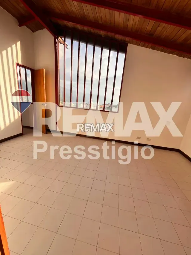 Apartamento en Venta - 4