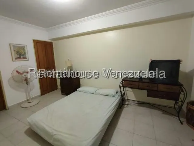 Apartamento (1 Nivel) en Alquiler en Prebo II, Carabobo - 17