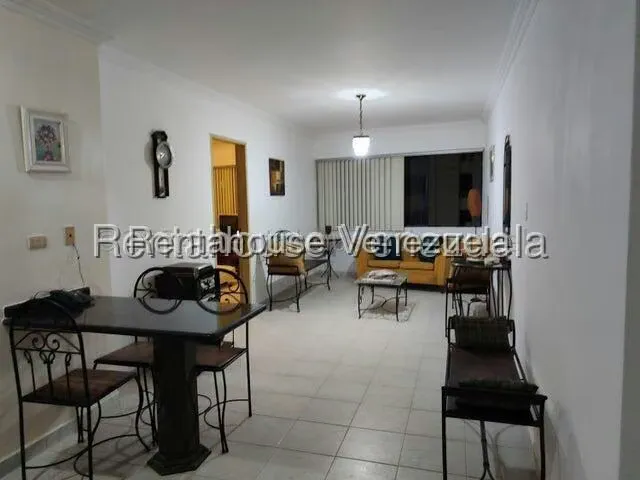 Apartamento (1 Nivel) en Alquiler en Prebo II, Carabobo - 9