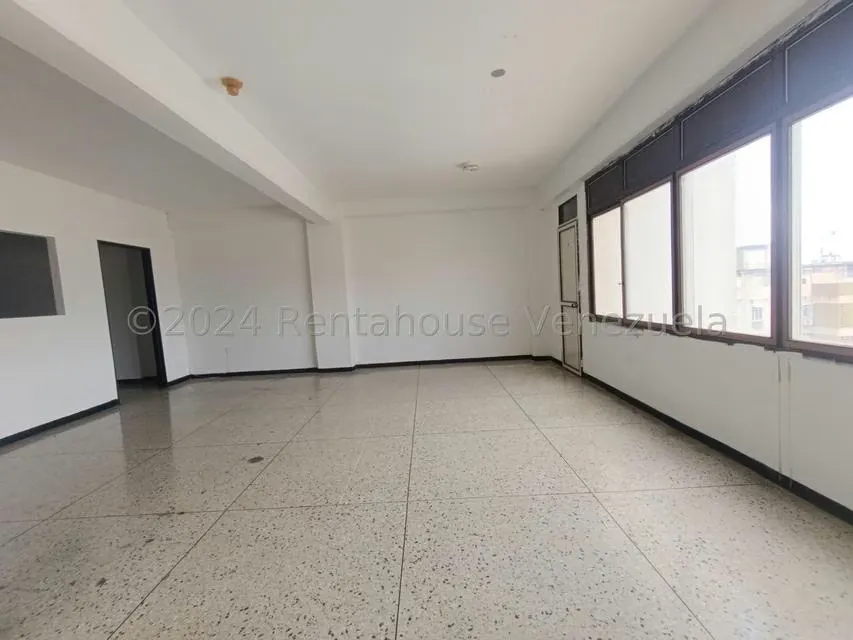 Local Comercial en Venta en Centro, Lara - 6