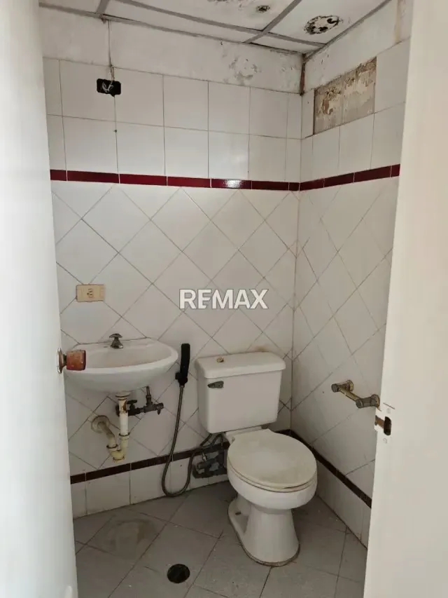 Local en venta - 4