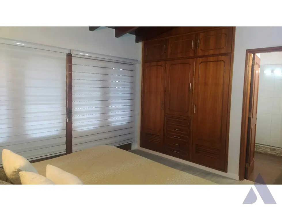 Vendo casa actualizada 440m2 5h/6b/2p Los Naranjos 2112 - 18