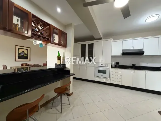 Apartamento en venta en Los Mangos - 8
