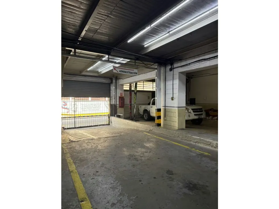 Se vende/alquila Galpon 3.000m² Av Nueva Granada - 13