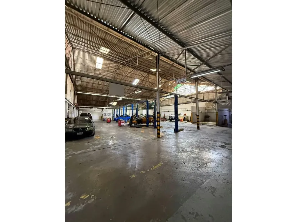 Se vende/alquila Galpon 3.000m² Av Nueva Granada - 21