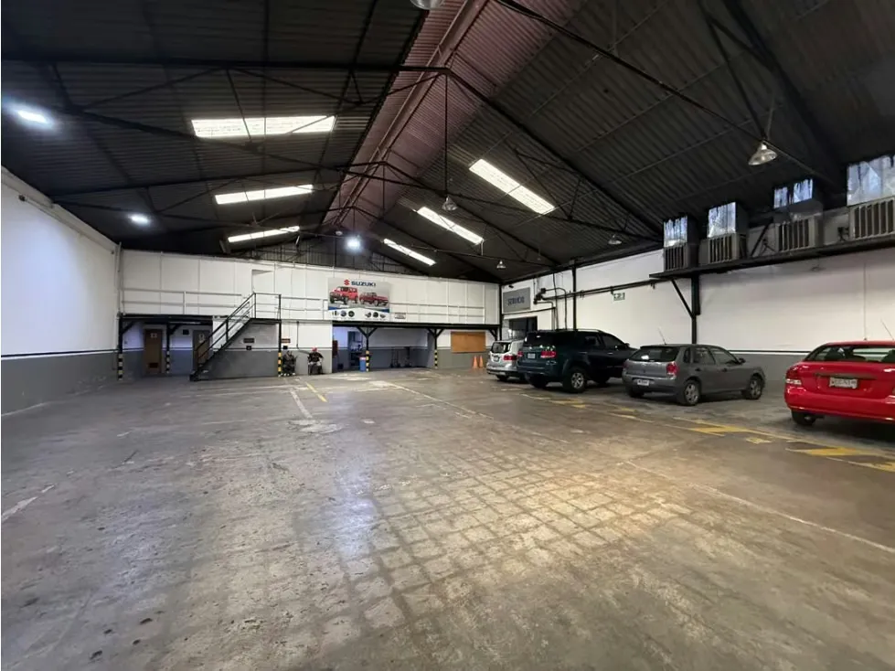 Se vende/alquila Galpon 3.000m² Av Nueva Granada - 7