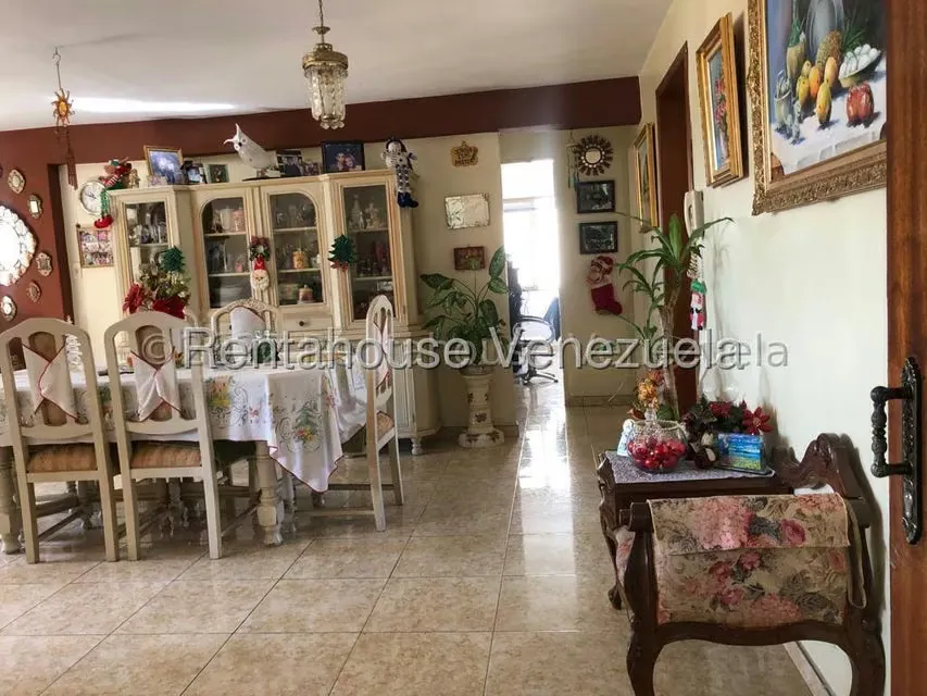 Apartamento (1 Nivel) en Venta en Camoruco, Carabobo - 2