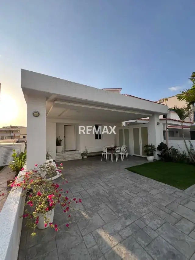 Hermosa casa en alquiler el casa bote b con una espectacular terraza