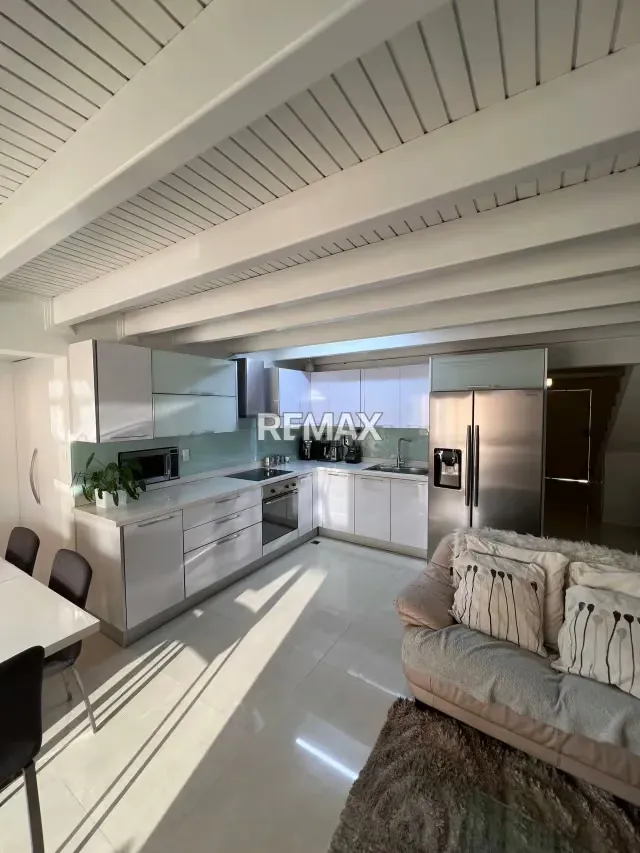 Hermosa casa en alquiler el casa bote b con una espectacular terraza - 2