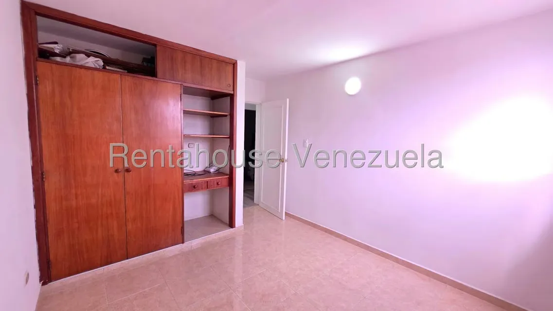 Apartamento (1 Nivel) en Alquiler en Los Cardones, Lara - 18