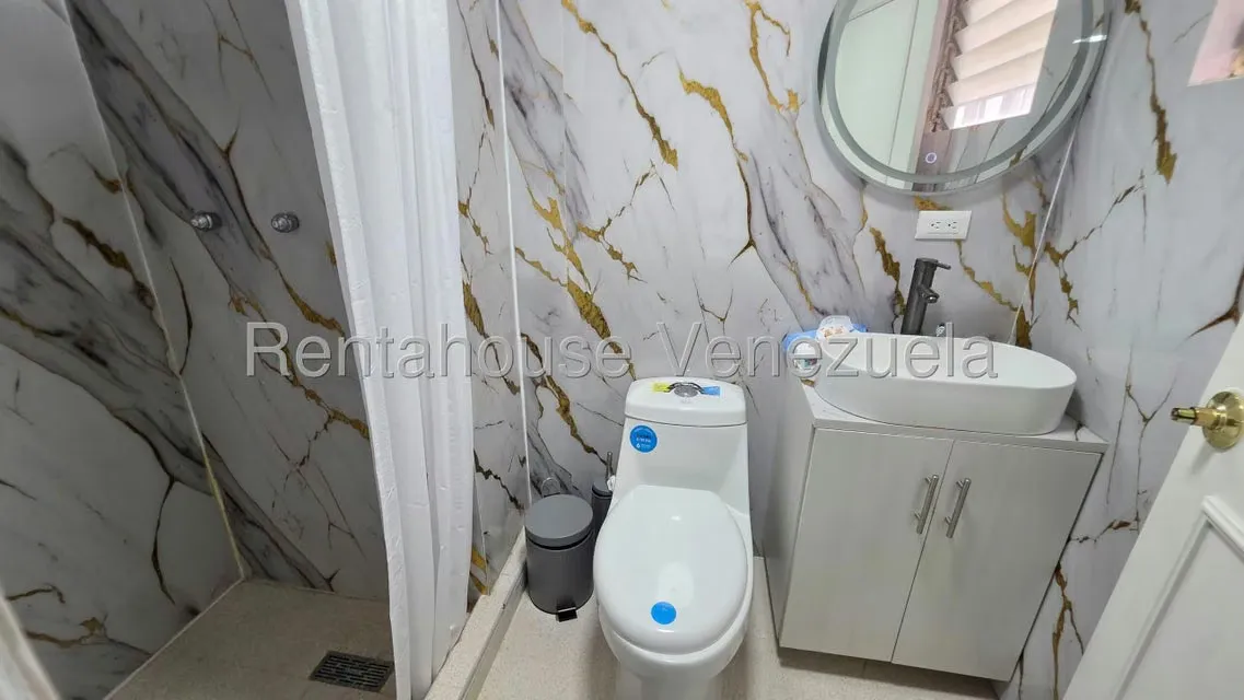 Apartamento (1 Nivel) en Alquiler en Los Cardones, Lara - 25