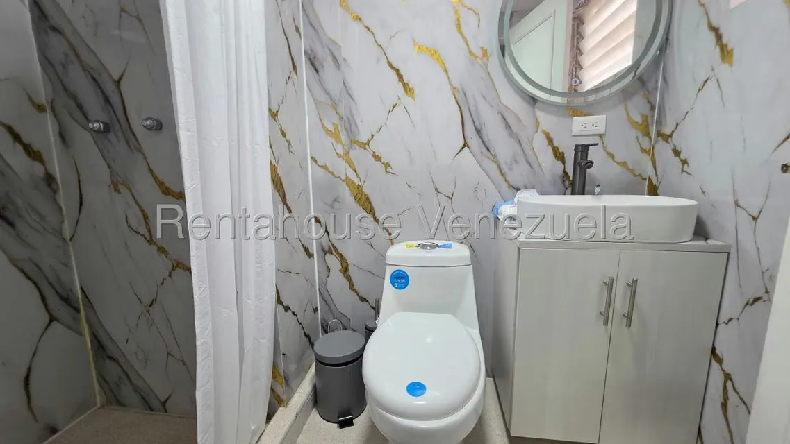 Apartamento (1 Nivel) en Alquiler en Los Cardones, Lara - 26
