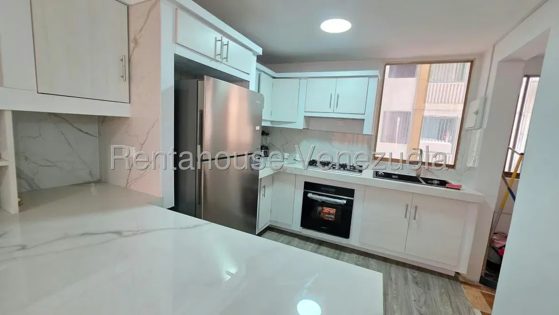 Apartamento (1 Nivel) en Alquiler en Los Cardones, Lara - 10