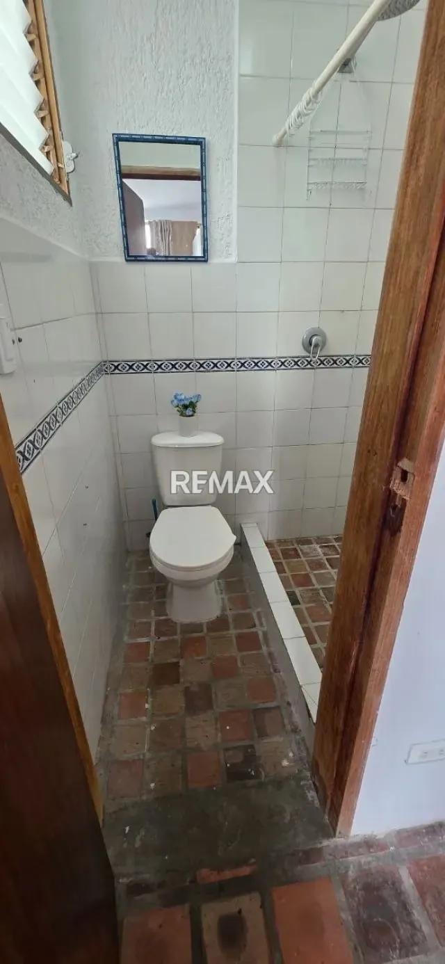 Se Alquila Anexo en la Urbanizacion Lomas de Prados del Este - 9