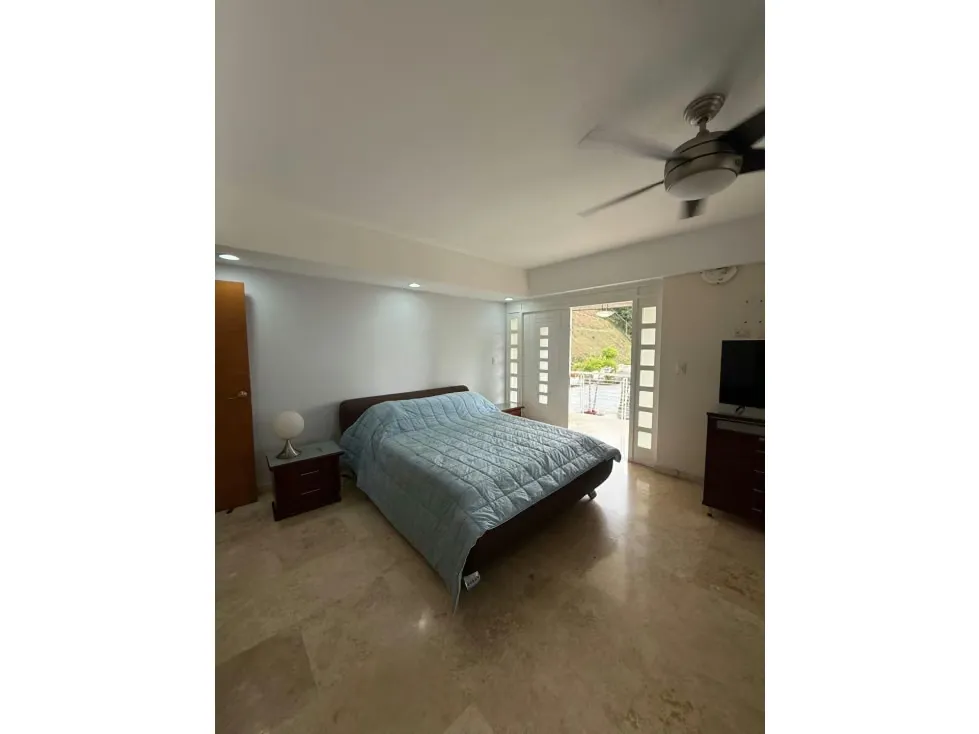 SE VENDE CASA EN LOS NARANJOS - 22