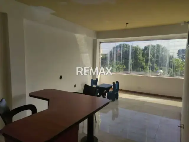 SE ALQUILA LOCAL COMERCIAL EN CABUDARE 68 M2