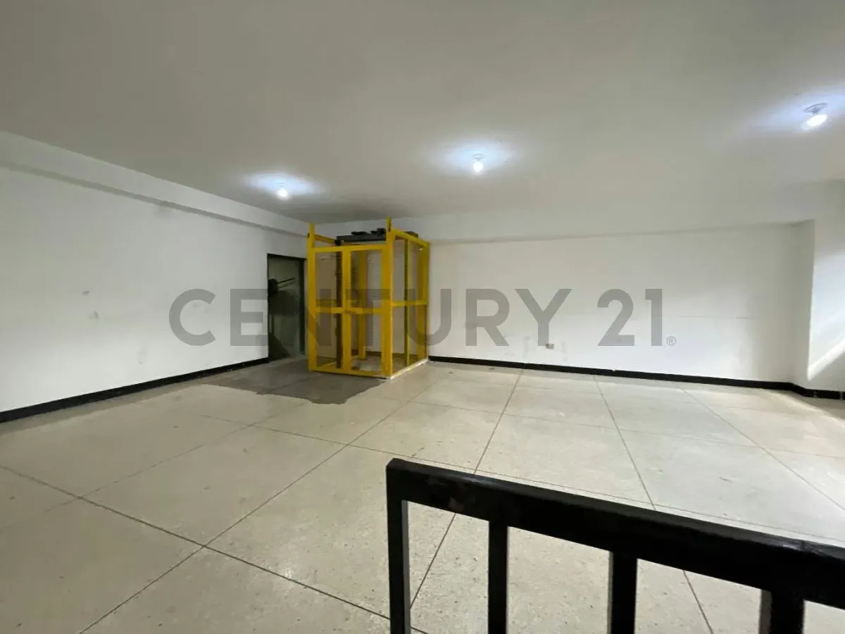Local Comercial en Alquiler en Puente Hierro - 2
