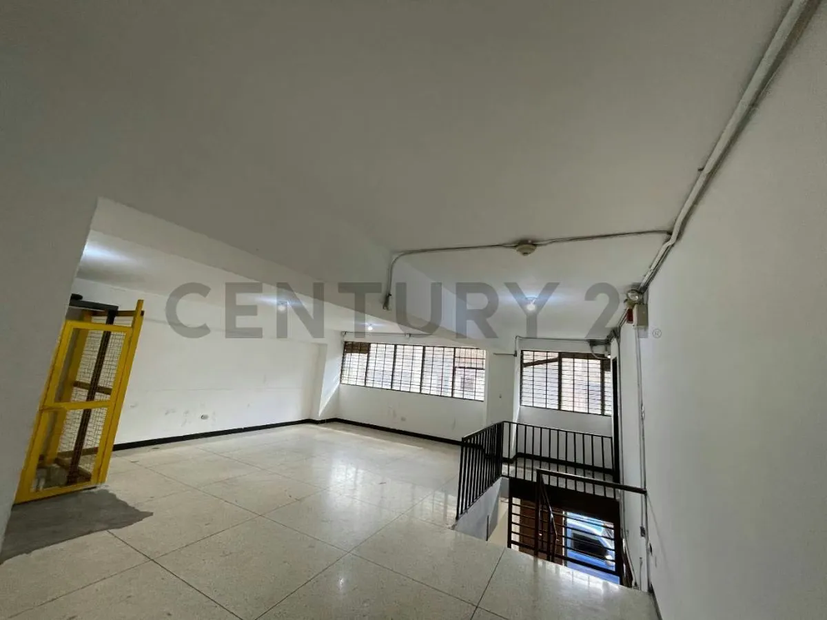 Local Comercial en Alquiler en Puente Hierro - 3