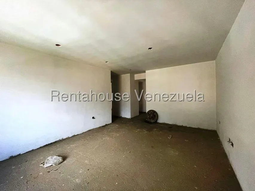 Apartamento (Penthouse) en Venta en Los Dos Caminos, Distrito Metropolitano - 64