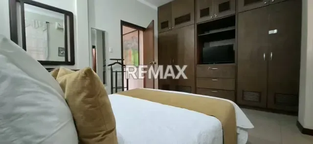 SE ALQUILA APARTAMENTO EN PUEBLO NUEVO - 5