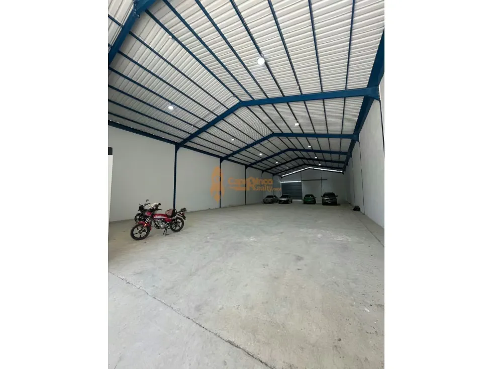 En venta GALPON INDUSTRIAL con financiamiento en San Diego - 3