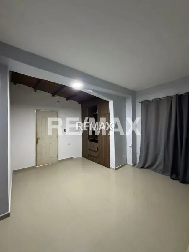 hermosa Casa en Villa del Sur - 2